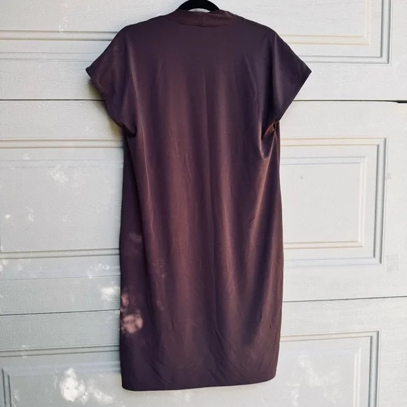 Elegant V-Neck Sheath Dress - Picture 6 of 7